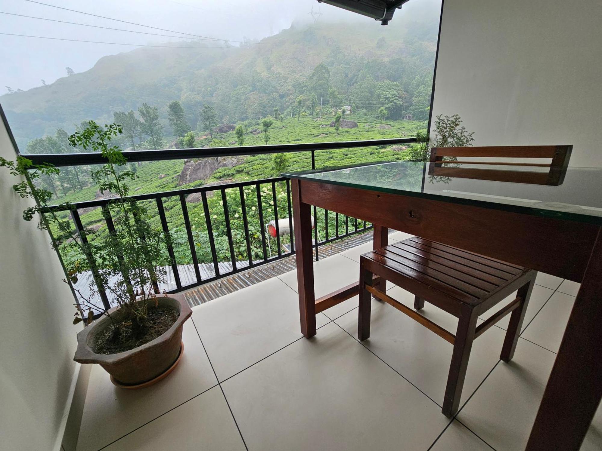 Tea Dale - All Rooms With Tea Estate View Мунар Екстериор снимка
